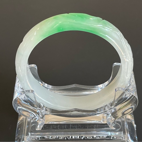 NEWHand carved natural green & white jade bangle